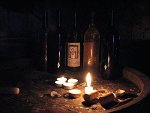 Pogled na prazne steklenice v velbani kleti - takih je v Gočah preko 300 